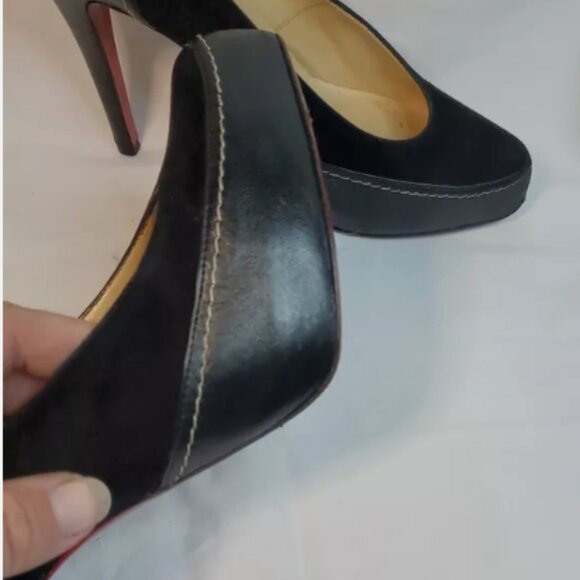 Black High Heel Pumps - Picture 2 of 10
